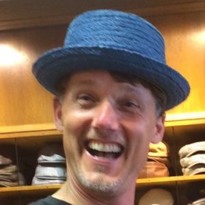 Meet your Posher, John